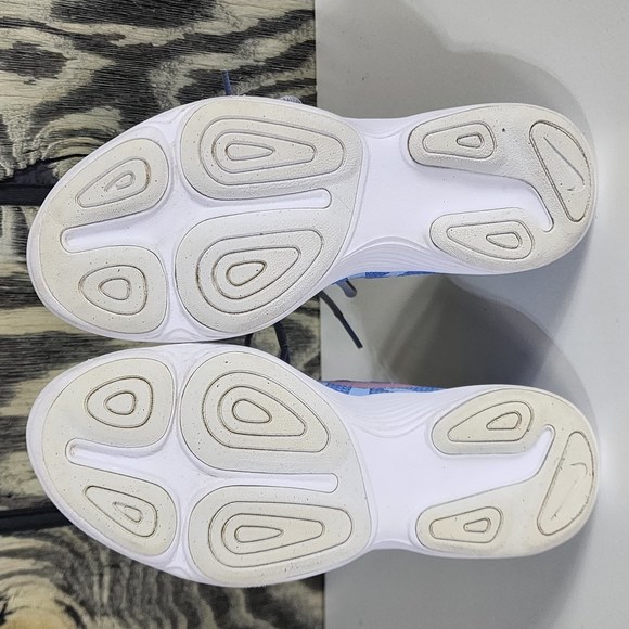 Nike Revolution 4 Light Blue Girls Size US 7Y Running Sneakers Shoes BV7441-400 - Picture 9 of 12